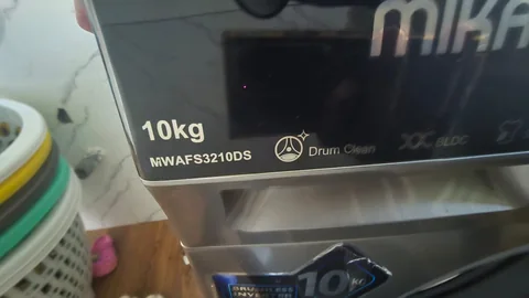 Mika 10kg front-load washing machine, model MWAFS3210DS