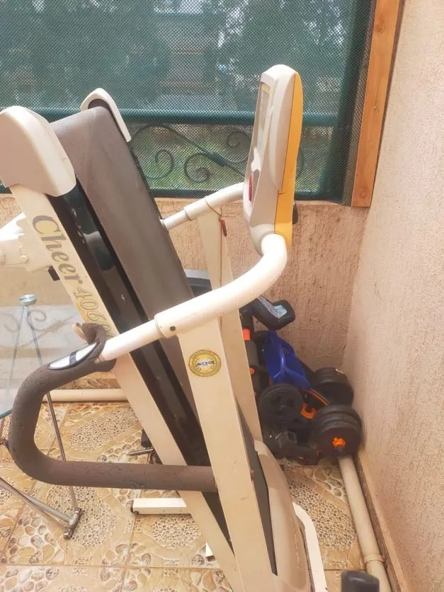 Home treadmill on a service visit